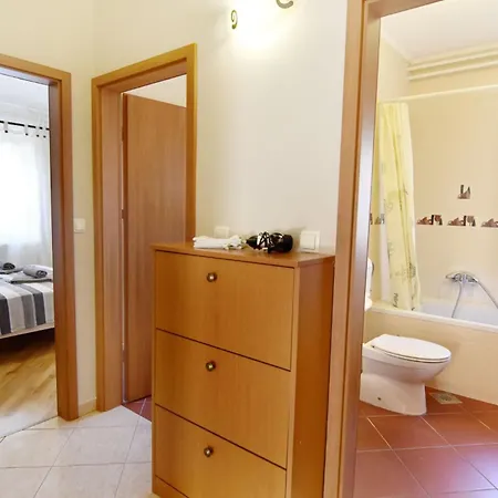 Appartement Spacious Ground-floor Flat In Umag