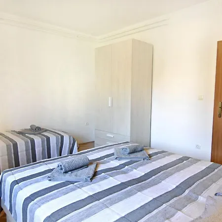 Appartamento Spacious Ground-floor Flat In *